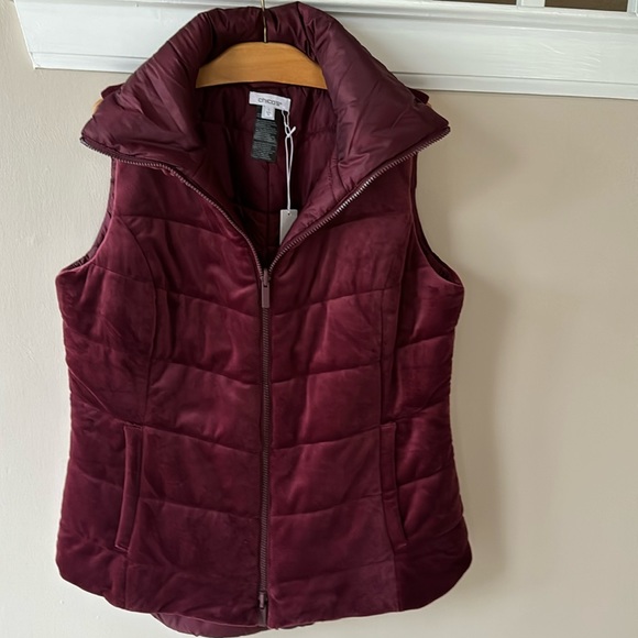 NEW Chico’s Zenergy Velour Reversible Vest Deep Merlot - Picture 5 of 13